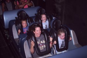 STUDIO_ROCKNRCOASTERRIDE_20160624_7725721761